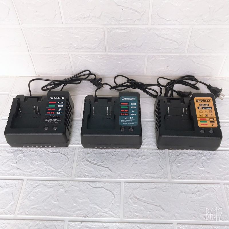 Sạc pin 10 cell - 15 cell cho pin 21v - 199v cùng chân cắm