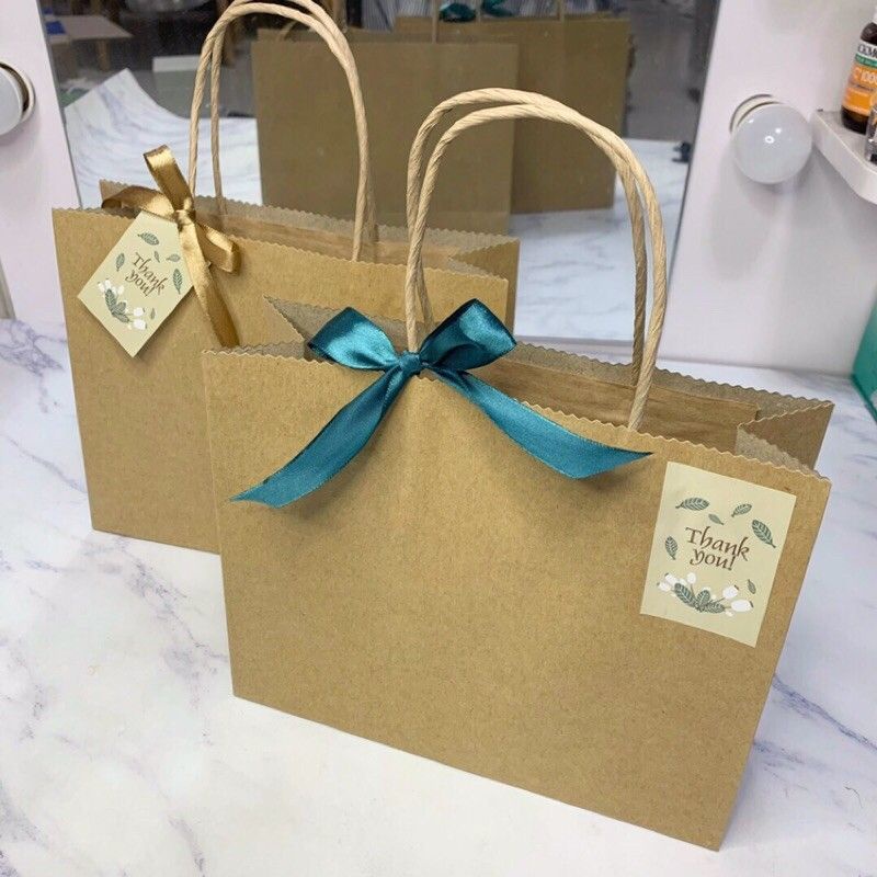 Combo10 chiếc túi giấy kraft các size- màu. Khách xem chi tiết bên dưới.Số đo được tính  ngang-cao-hông.