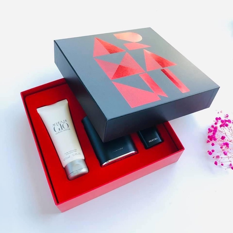 Set nước hoa nam gồm:     Acqua Di Gio Profumo 75ml     Acqua Di Gio Profumo 15ml .