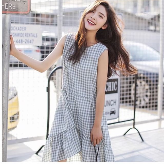 Váy kẻ Caro chất thô