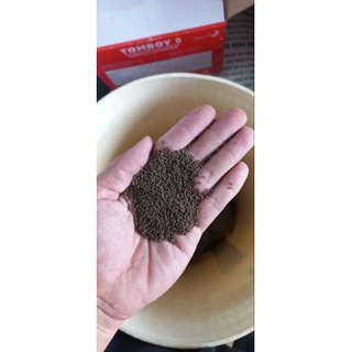 Thức ăn cá 1li 40 đạm dành cho cá betta cá lia thia. cá koi.ếch.giúp vật nuôi mau lớn