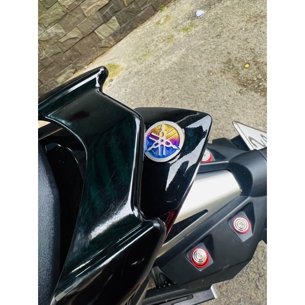 Tem Titan Logo Yamaha Dán Đầu Xê,Đuôi Đèn,Biển số v.v