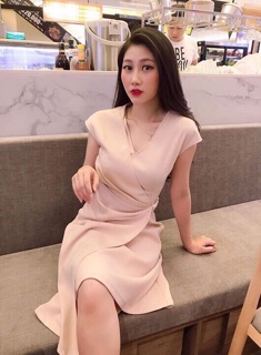 Váy xinh đính ngọc