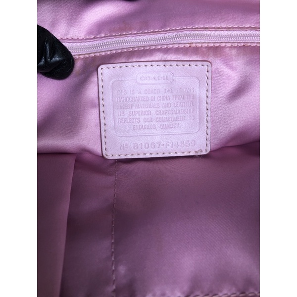 Túi chuẩn si.túi qua sử dụng. Khách vui lòng xem hình nếu muốn biết thêm thông tin sản phẩm mời khách vô chat nhé.Thanks