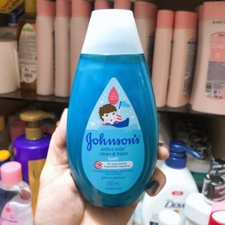 Sữa Tắm Johnson's Baby Thơm Mát Năng Động