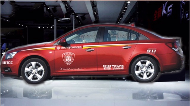 Tem dán sườn xe ô tô phong cách Transformers