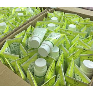 Sữa Rửa Mặt Rice Milk Thái Lan