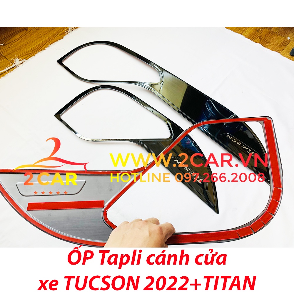 Ốp tapli, tapbi + màng loa cánh cửa xe Huyndai Tucson 2022- 2023, Hàng titan cao cấp - giá 1 bộ