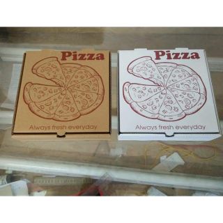 Combo 50 hộp pizza mẫu in sẳn size 23x23x4