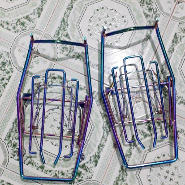 Baga giữa Raider Satria