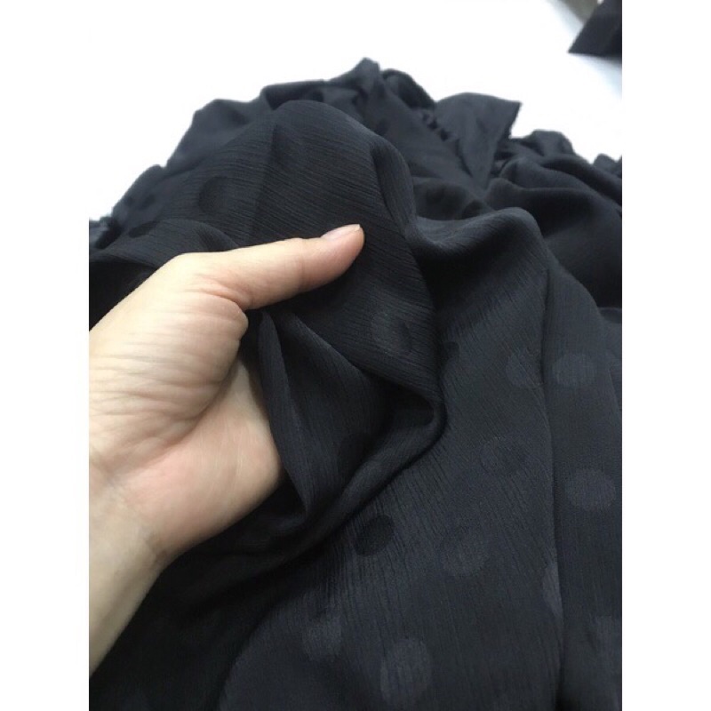 vải voan lụa chấm bi đen mềm mịn rũ siêu xinh_1m(khổ1m5)