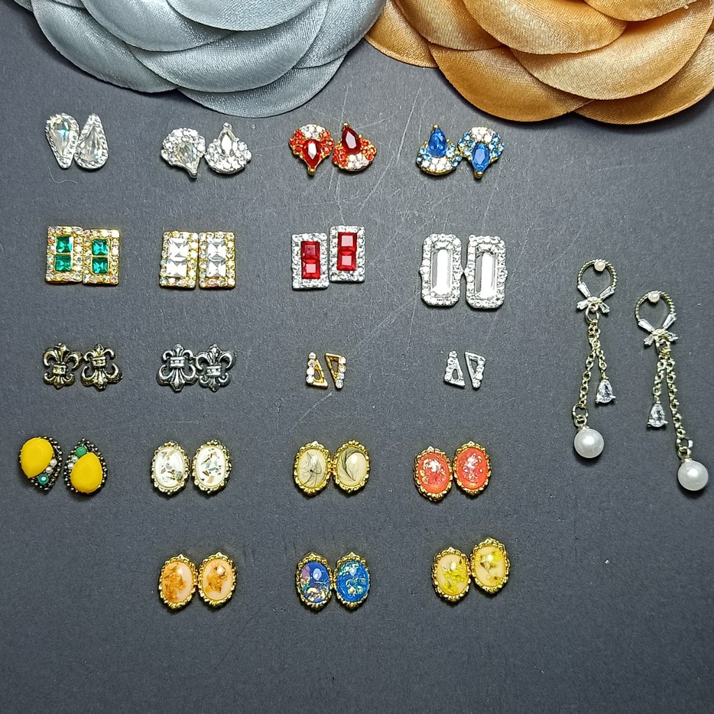 Combo 2 Charm Đá Kim Loại Bóng Sáng Trang Trí Móng Tay C049