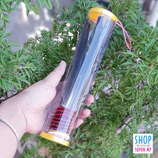 Quả cầu đá thể thao - Cầu đá giải trí màu đen lông gà - dài 20cm