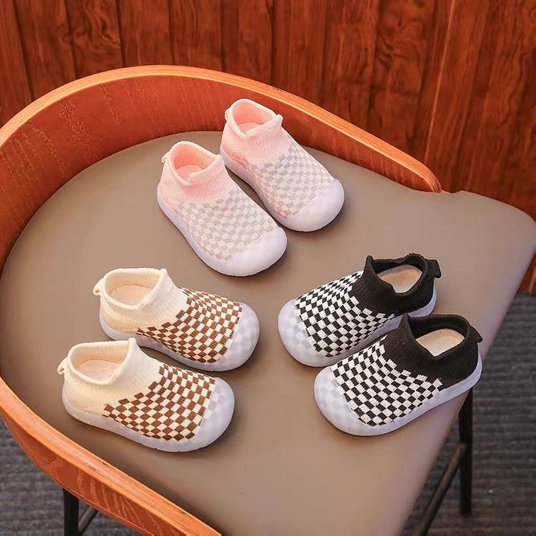 Giày bún tập đi cho bé trai gái Bunny Store, giày tập đi em bé đế mềm thoáng khí GTD04