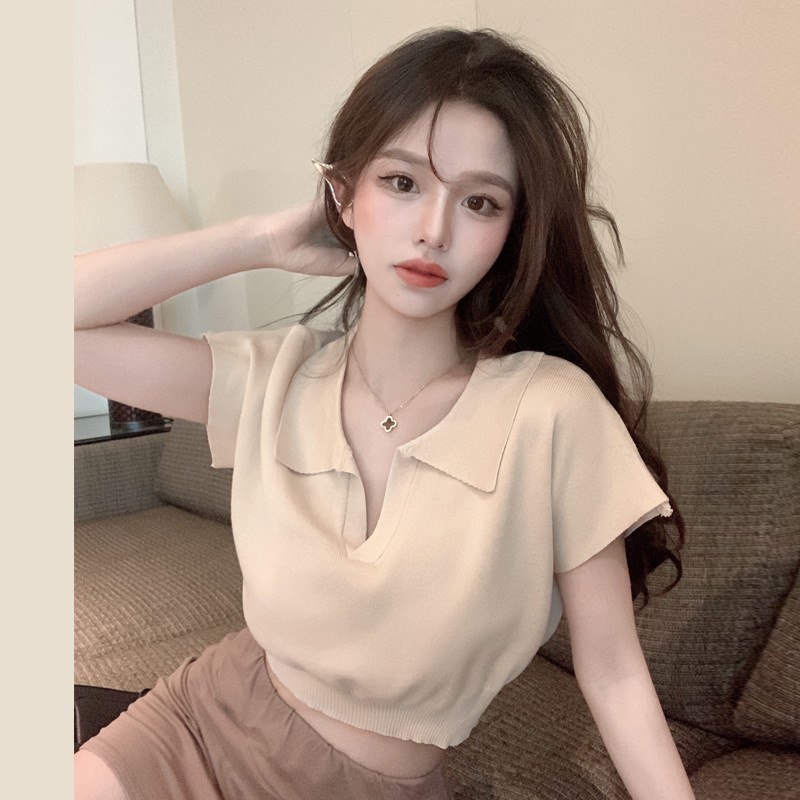 QKOOLE  Áo thun ôm cổ bẻ phong cách Hàn Quốc cho nữ