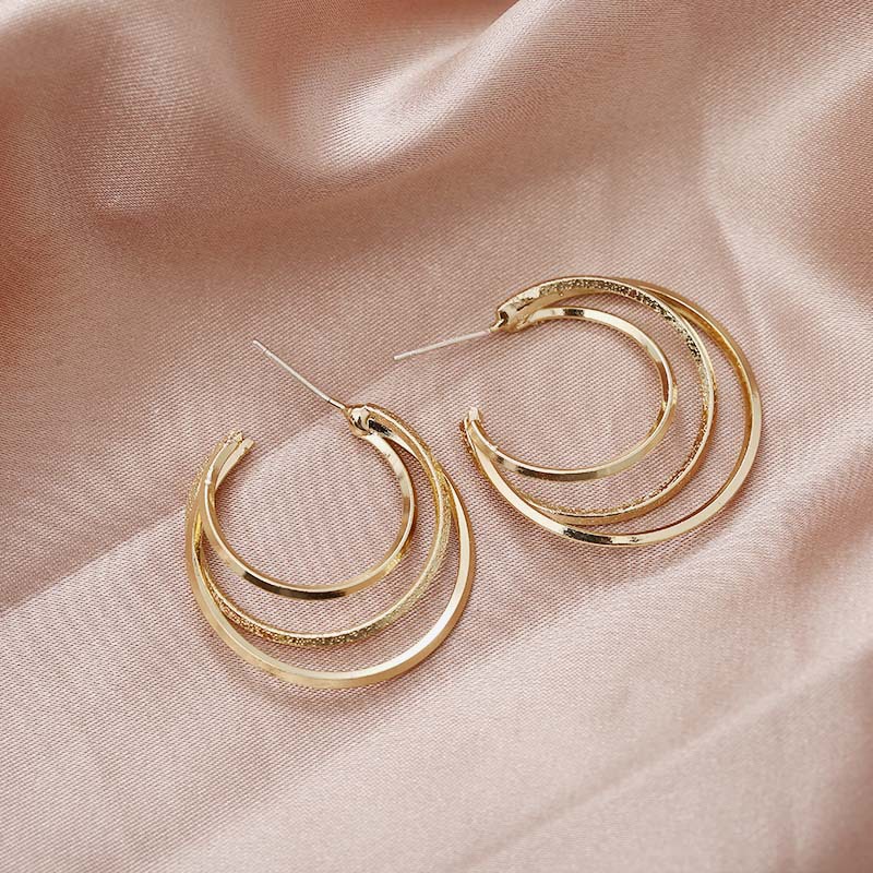 Bông tai/ Hoa tai hợp kim 3 vòng mỏng đan chéo phong cách Hàn Quốc