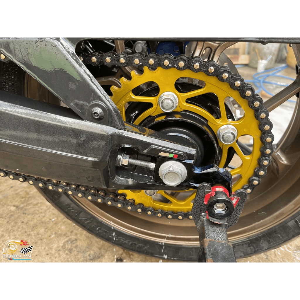 Nhông Sên Dĩa MREV cho xe Honda CBR650R/ CB650/ CB650F