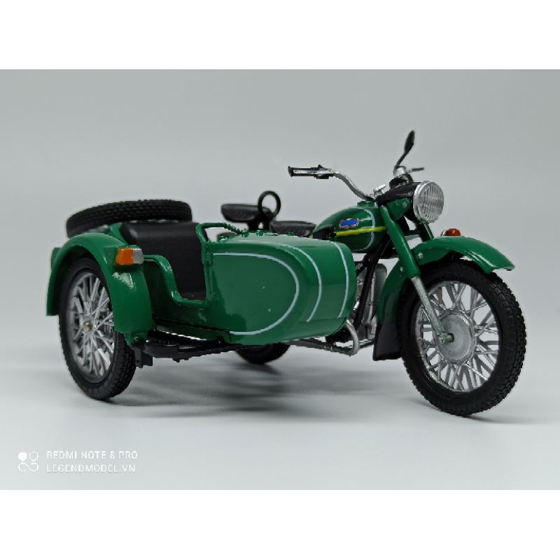 Mô hình xe Sidecar  Ural M67