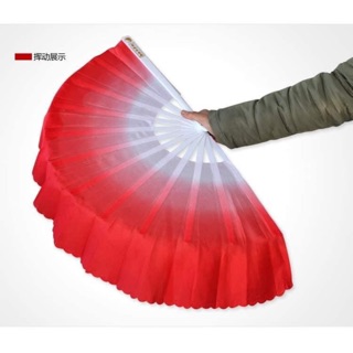 Quạt múa nhựa