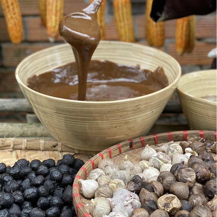 [HANDMADE] Mặt Nạ Tỏi Đen, Phấn Hoa, Sữa Ong Chúa, đa công dụng làm đẹp