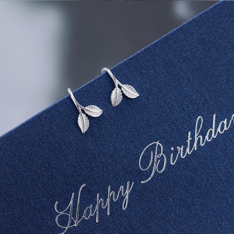 Bông Tai Hình Chiếc Lá Dễ Thương Xinh Xắn Cho Nữ A316