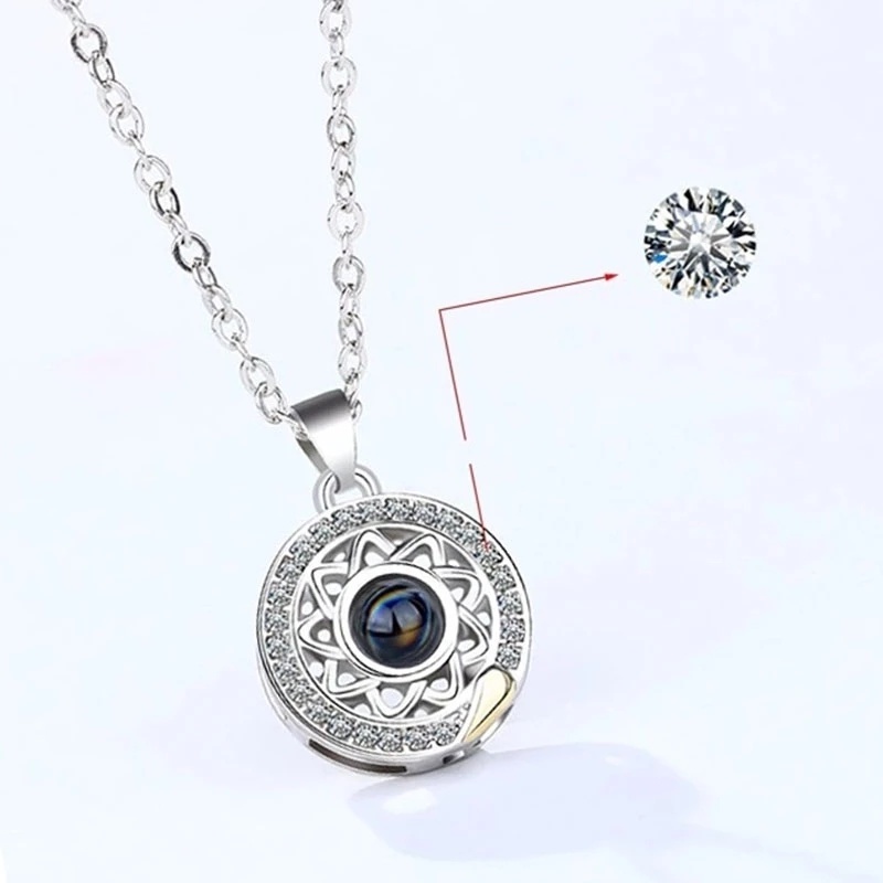 Bộ 2 Vòng cổ Mặt Trăng / Mặt Trời Từ Tính Sáng Tạo Cho Cặp Đôi 100 Ngôn Ngữ