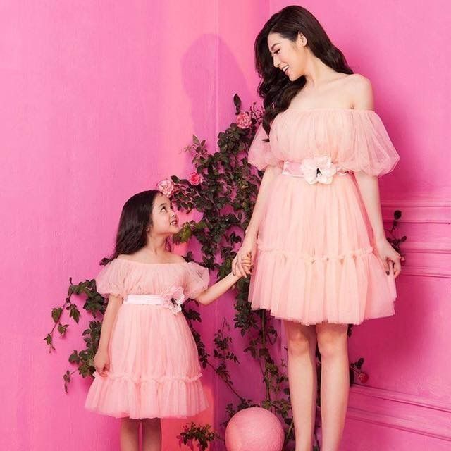 Set  đầm  cho mẹ  và  bé