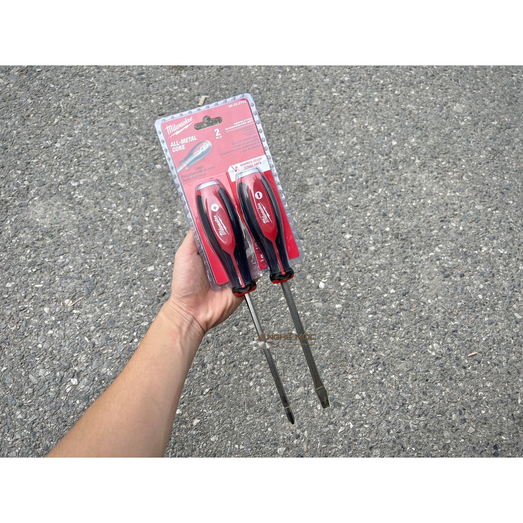 Bộ tua vít đóng 2 món MILWAUKEE 48-22-2702 chiều dài 33cm