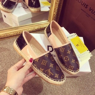 Giày mọi đế cói