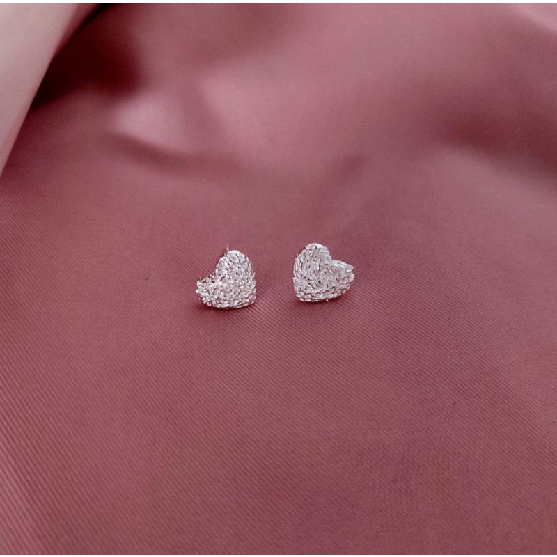 Bông tai bạc S925 - Hoa tai nữ bạc Ý hình trái tim First Love dễ thương, thanh lịch Vườn Trang Sức VTSHT00203