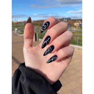 Nailbox - Móng tay giả mẫu đen mặt cười