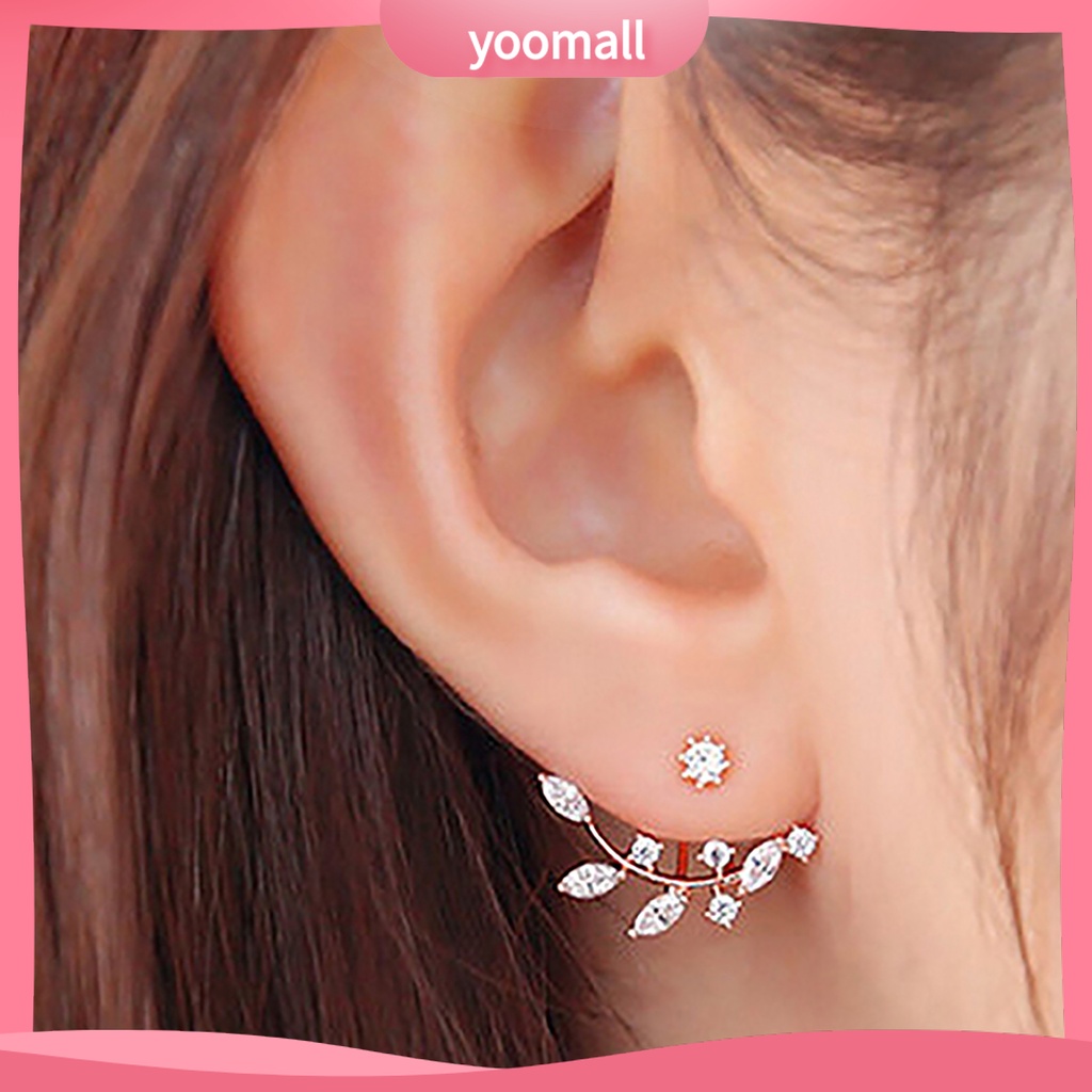 Khuyên tai hình chiếc lá đính đá nữ tính