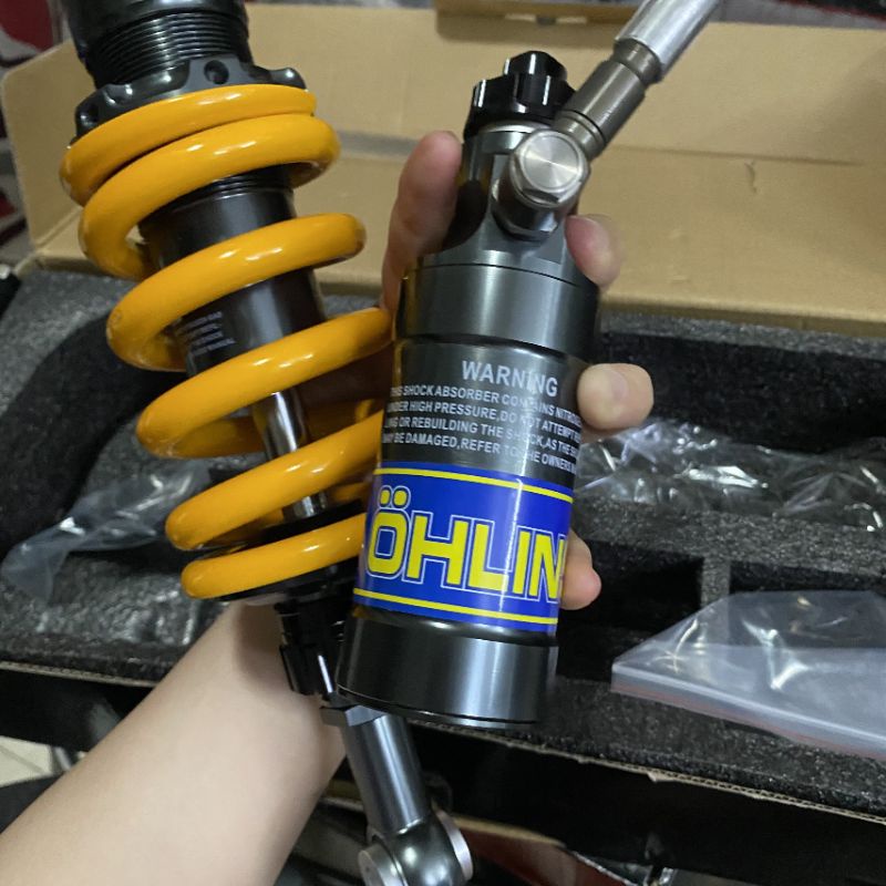 Phuộc bình dầu OHLINS Raider Satria xoay 360 độ....