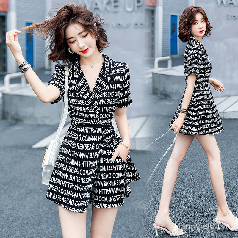 Set Áo Sơ Mi Chiffon Cổ Vest In Chữ + Quần Short Thời Trang Mùa Hè Mới Cho Nữ 2021