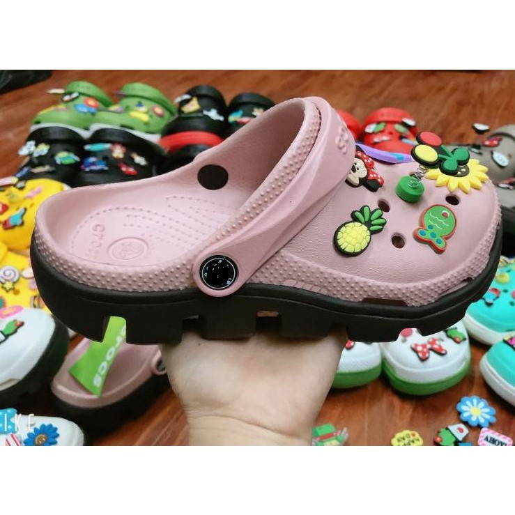 Dép sục cross thời trang nam nữ + Tặng kèm 10 jib | BigBuy360 - bigbuy360.vn