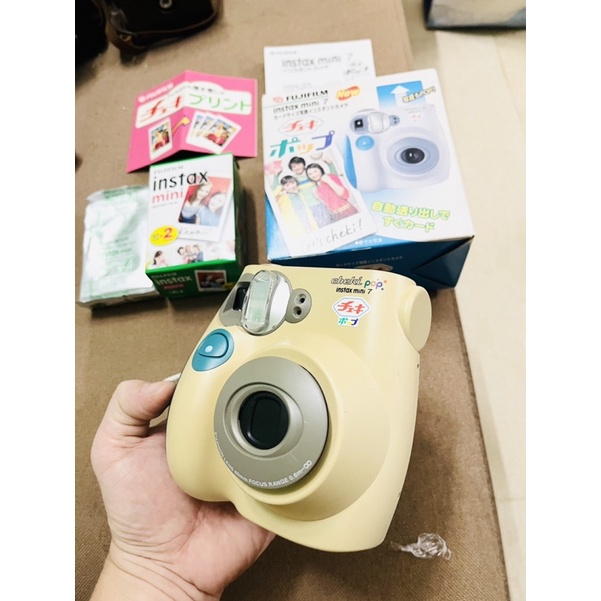 Máy chụp ảnh lấy liền Fujifilm Instax Mini 7 Cheki tặng kèm pin tiểu AA và 1 hộp film 10 tấm