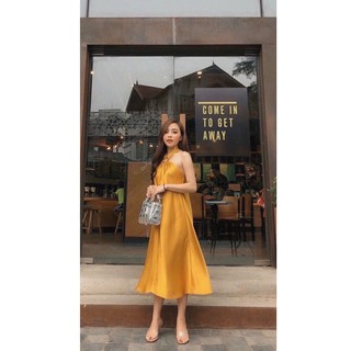 Váy lụa cổ yếm dáng maxi dài đi biển MSOF3