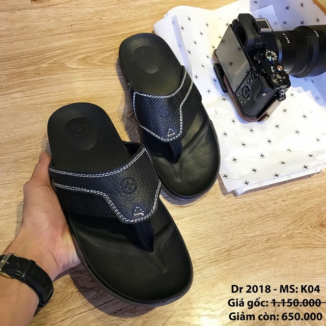 Dép Dr. Martens 2018