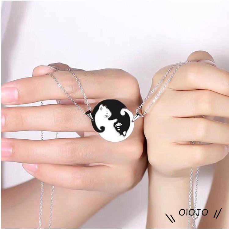 Set 2 vòng cổ Choker Mặt Hình Trái Tim Có Nam Châm Cho Cặp Đôi
