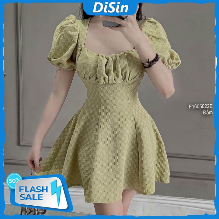Đầm ngắn chất vải xốp cổ vuông thắt dây sau hở lưng tay ngắn bồng ôm eo form dáng xòe