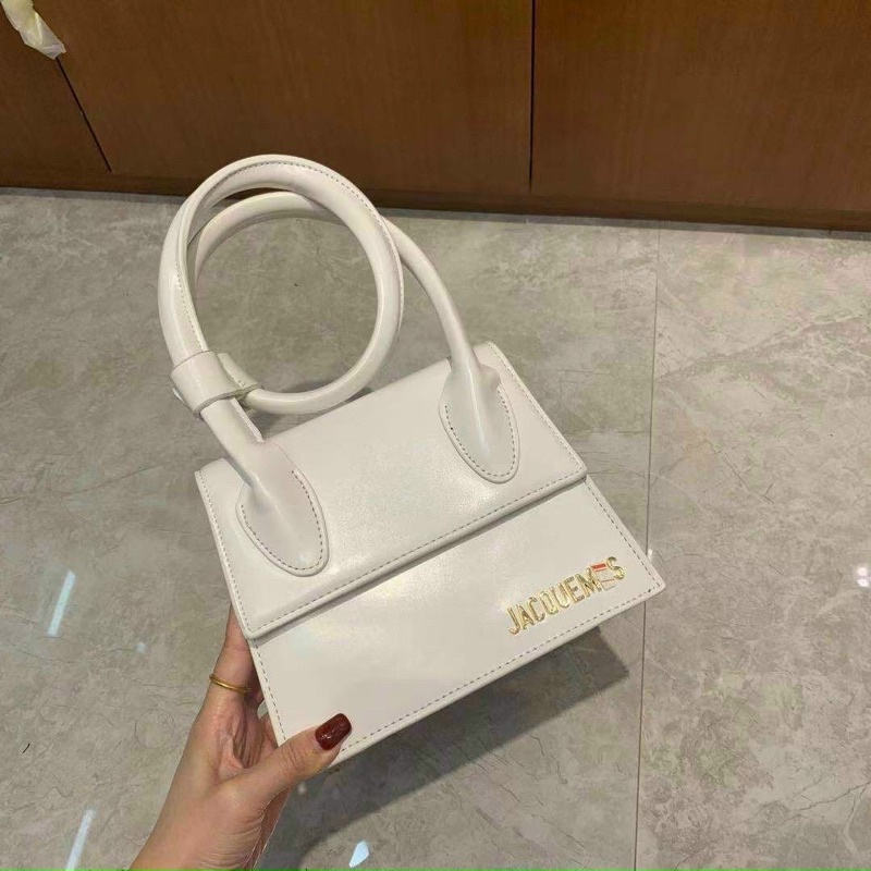 Túi xách Jacquemus quai xoắn thời trang Hàn Quốc cho nữ