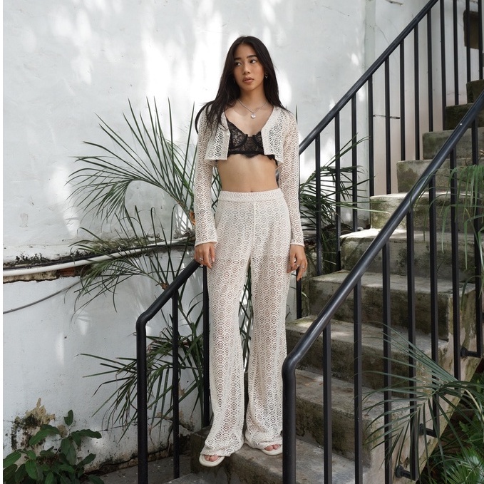 Quần ren đan lưới phong cách Boho có lớp lót bên trong, là min - CROCHET PANTS