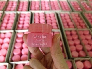 Mặt nạ ủ hồng mềm môi Laneige