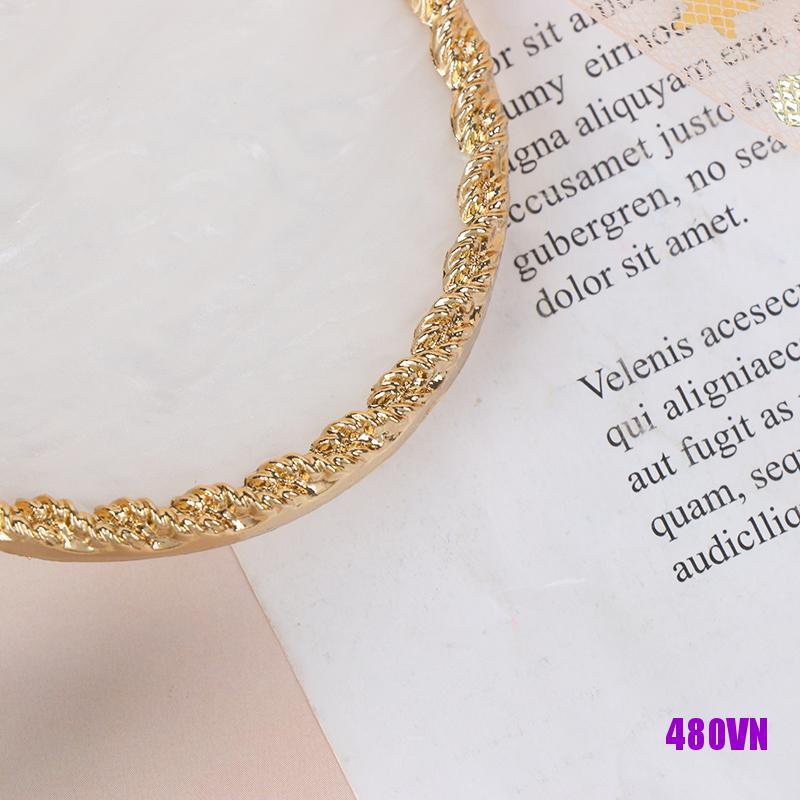 1 Giá Đỡ Lọ Sơn Móng Tay Giả Kim Cương