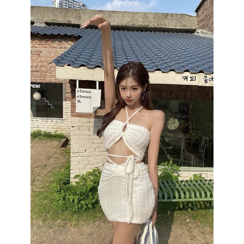 Set áo croptop+chân váy lông Ulzzang