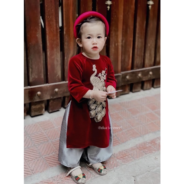 Set áo dài Tết bé gái thêu công phượng