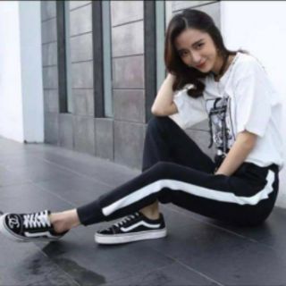 QUẦN JOGGER THỂ THAO VIỀN SỌC