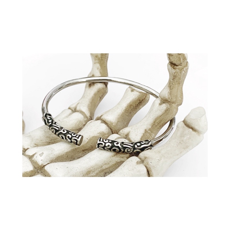 Vòng tay gậy như ý