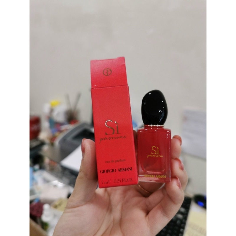 Nước hoa Giorgio Armani Sì đỏ mini  7ml