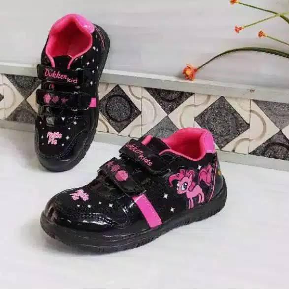 ♝ Giày đi học hình ngựa con nhỏ của tôi (26-35)